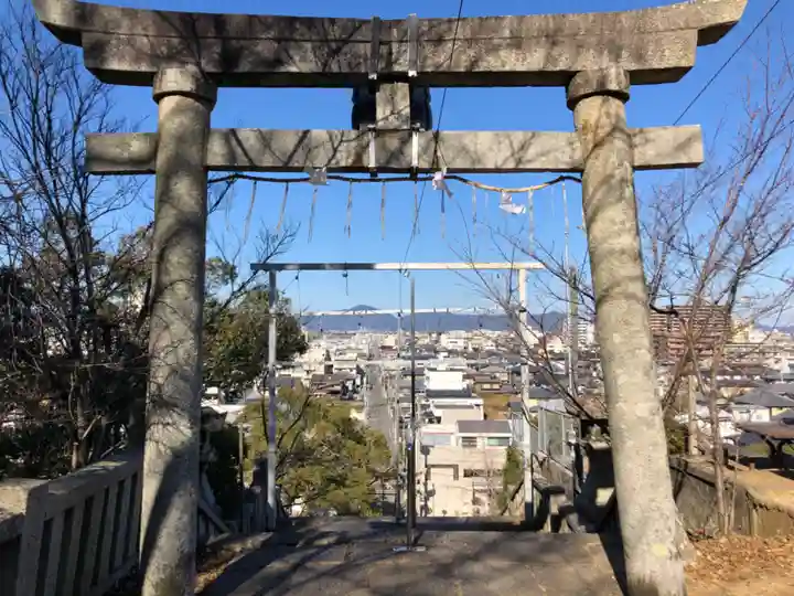 椎宮八幡神社の鳥居