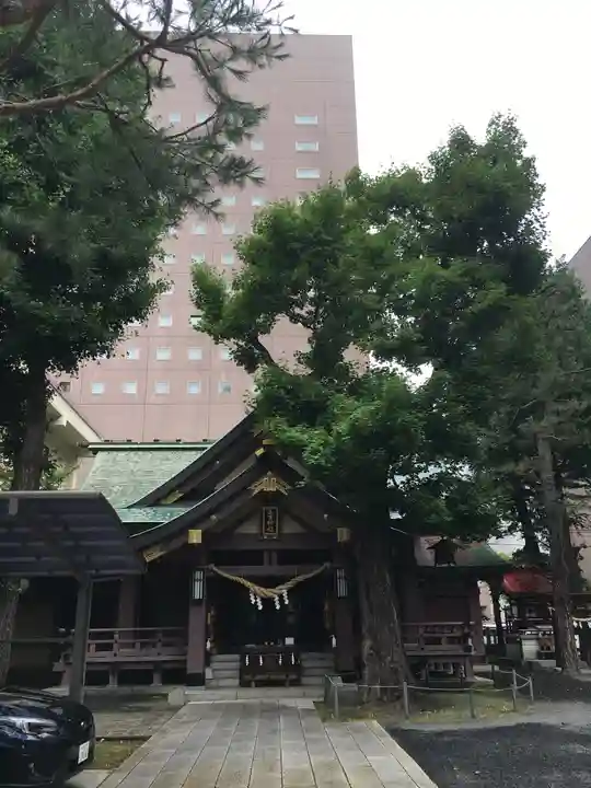 三吉神社の本殿・本堂