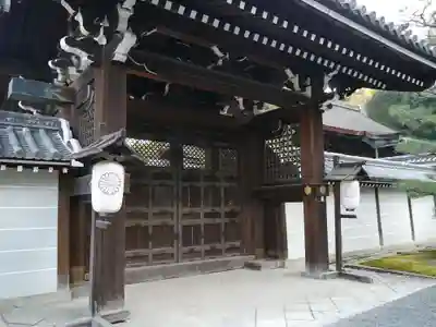 御寺 泉涌寺の山門・神門
