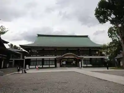 寒川神社の本殿・本堂