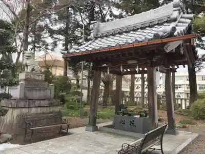八重垣神社の手水舎