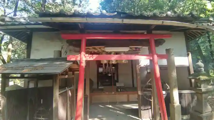 天石門別保布羅神社の末社・摂社
