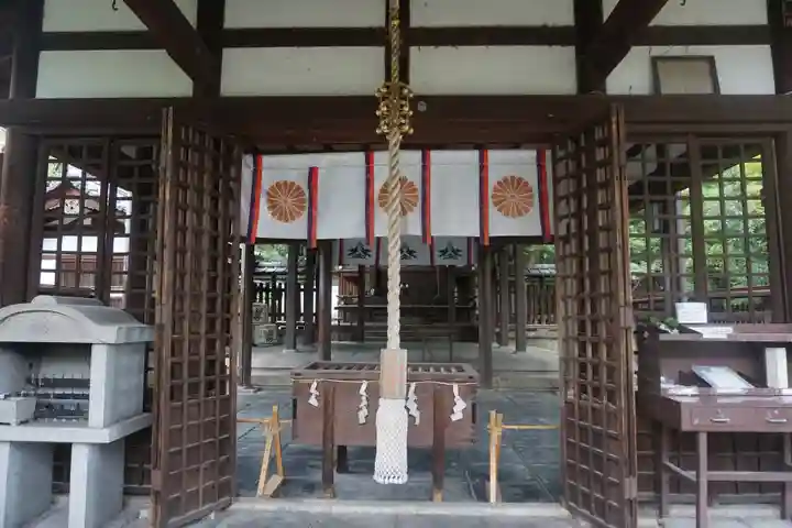 新熊野神社の本殿・本堂