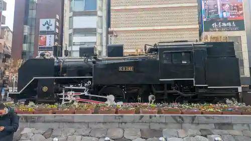 日比谷神社の{uncategorized: "未分類", other: "その他", undefined: "問題あり", building: "その他建物", grave: "お墓", sacred_gate: "鳥居", guardian: "狛犬", statue: "像", buddha: "仏像", history: "歴史", nature: "自然", garden: "庭園", animal: "動物", pagoda: "塔", temizu: "手水舎", mountain_gate: "山門・神門", sanctuary: "本殿・本堂", subordinate: "末社・摂社", art: "芸術", scenery: "景色", jizo: "地蔵", ema: "絵馬", goshuin: "御朱印", omikuji: "おみくじ", items: "授与品その他", amulet: "お守り", goshuincho: "御朱印帳", eats: "食事", festival: "お祭り", votive_dance: "神楽", shichigosan: "七五三参", wedding: "結婚式", experience: "体験その他", initially: "初詣", around: "周辺", anti_infection: "感染症対策"}