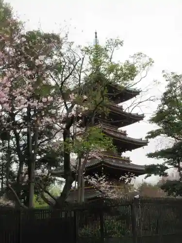 上野東照宮の塔