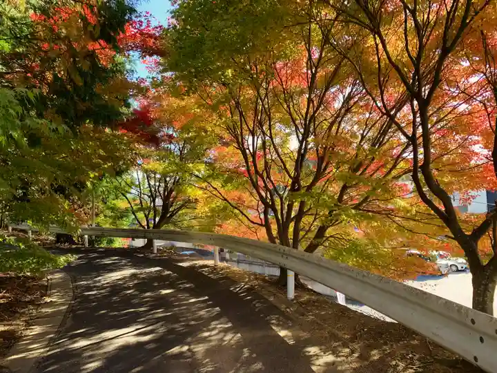 滑川神社 - 仕事と子どもの守り神(福島県)
