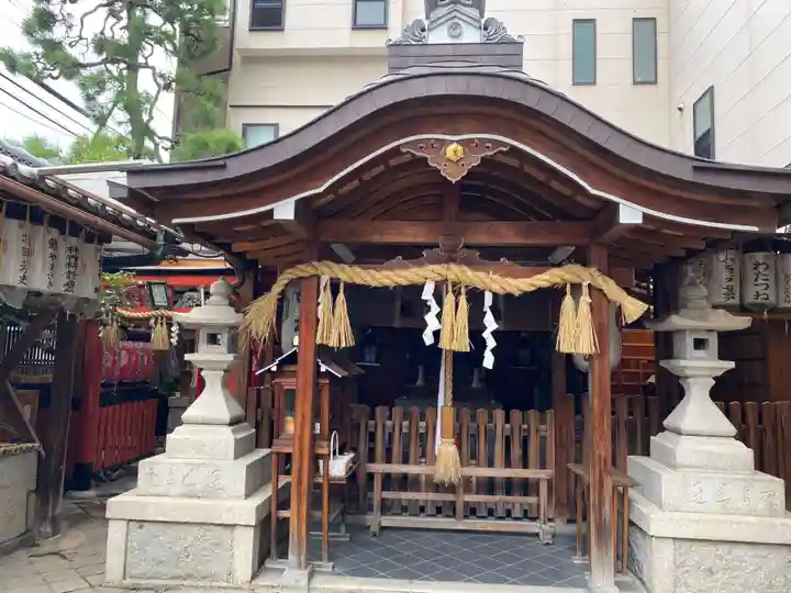 白山神社の本殿・本堂