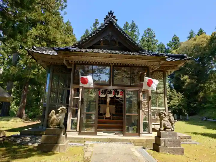 越後國二宮 二田物部神社の{uncategorized: "未分類", other: "その他", undefined: "問題あり", building: "その他建物", grave: "お墓", sacred_gate: "鳥居", guardian: "狛犬", statue: "像", buddha: "仏像", history: "歴史", nature: "自然", garden: "庭園", animal: "動物", pagoda: "塔", temizu: "手水舎", mountain_gate: "山門・神門", sanctuary: "本殿・本堂", subordinate: "末社・摂社", art: "芸術", scenery: "景色", jizo: "地蔵", ema: "絵馬", goshuin: "御朱印", omikuji: "おみくじ", items: "授与品その他", amulet: "お守り", goshuincho: "御朱印帳", eats: "食事", festival: "お祭り", votive_dance: "神楽", shichigosan: "七五三参", wedding: "結婚式", experience: "体験その他", initially: "初詣", around: "周辺", anti_infection: "感染症対策"}