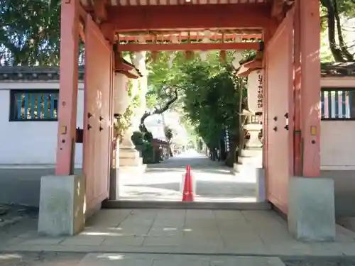 服部住吉神社の山門