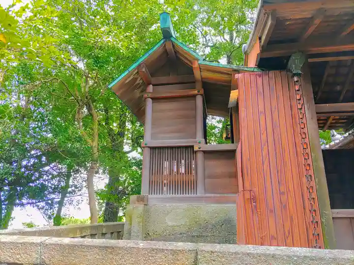 八幡社(西)の本殿・本堂