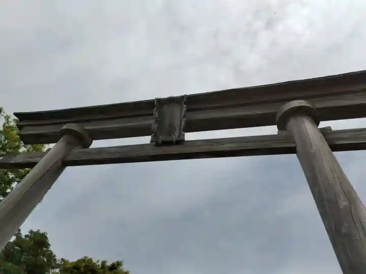 氣多大社の{uncategorized: "未分類", other: "その他", undefined: "問題あり", building: "その他建物", grave: "お墓", sacred_gate: "鳥居", guardian: "狛犬", statue: "像", buddha: "仏像", history: "歴史", nature: "自然", garden: "庭園", animal: "動物", pagoda: "塔", temizu: "手水舎", mountain_gate: "山門・神門", sanctuary: "本殿・本堂", subordinate: "末社・摂社", art: "芸術", scenery: "景色", jizo: "地蔵", ema: "絵馬", goshuin: "御朱印", omikuji: "おみくじ", items: "授与品その他", amulet: "お守り", goshuincho: "御朱印帳", eats: "食事", festival: "お祭り", votive_dance: "神楽", shichigosan: "七五三参", wedding: "結婚式", experience: "体験その他", initially: "初詣", around: "周辺", anti_infection: "感染症対策"}