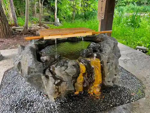 永山神社の手水