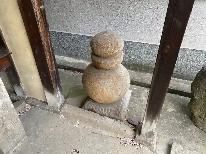 光明院大師堂の{uncategorized: "未分類", other: "その他", undefined: "問題あり", building: "その他建物", grave: "お墓", sacred_gate: "鳥居", guardian: "狛犬", statue: "像", buddha: "仏像", history: "歴史", nature: "自然", garden: "庭園", animal: "動物", pagoda: "塔", temizu: "手水舎", mountain_gate: "山門・神門", sanctuary: "本殿・本堂", subordinate: "末社・摂社", art: "芸術", scenery: "景色", jizo: "地蔵", ema: "絵馬", goshuin: "御朱印", omikuji: "おみくじ", items: "授与品その他", amulet: "お守り", goshuincho: "御朱印帳", eats: "食事", festival: "お祭り", votive_dance: "神楽", shichigosan: "七五三参", wedding: "結婚式", experience: "体験その他", initially: "初詣", around: "周辺", anti_infection: "感染症対策"}