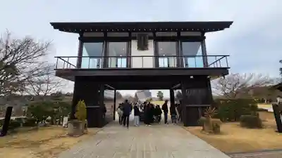 東本願寺本廟 牛久浄苑（牛久大仏）の山門・神門