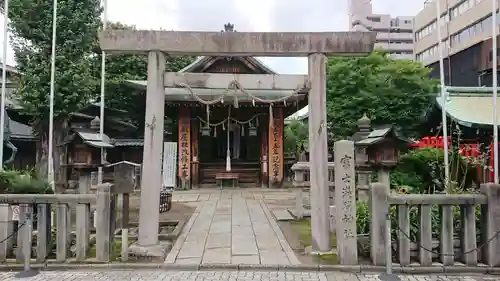 富士浅間神社の鳥居