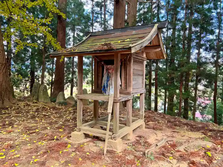 八乙女八幡神社の末社・摂社