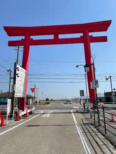 千代保稲荷神社の鳥居