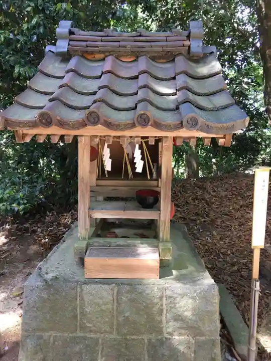 旦飯野神社の末社・摂社