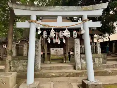 御霊神社の{uncategorized: "未分類", other: "その他", undefined: "問題あり", building: "その他建物", grave: "お墓", sacred_gate: "鳥居", guardian: "狛犬", statue: "像", buddha: "仏像", history: "歴史", nature: "自然", garden: "庭園", animal: "動物", pagoda: "塔", temizu: "手水舎", mountain_gate: "山門・神門", sanctuary: "本殿・本堂", subordinate: "末社・摂社", art: "芸術", scenery: "景色", jizo: "地蔵", ema: "絵馬", goshuin: "御朱印", omikuji: "おみくじ", items: "授与品その他", amulet: "お守り", goshuincho: "御朱印帳", eats: "食事", festival: "お祭り", votive_dance: "神楽", shichigosan: "七五三参", wedding: "結婚式", experience: "体験その他", initially: "初詣", around: "周辺", anti_infection: "感染症対策"}
