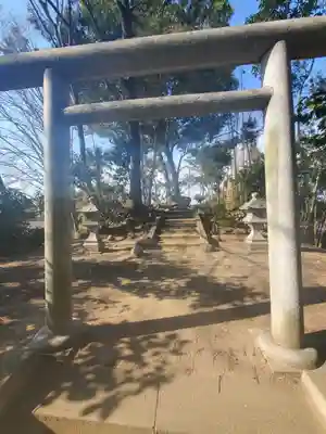 上渋垂諏訪神社(諏訪神社古墳)の鳥居