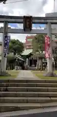 御霊社の鳥居