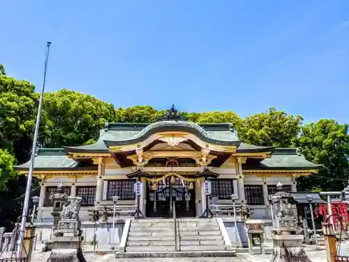 白鳥神社の本殿