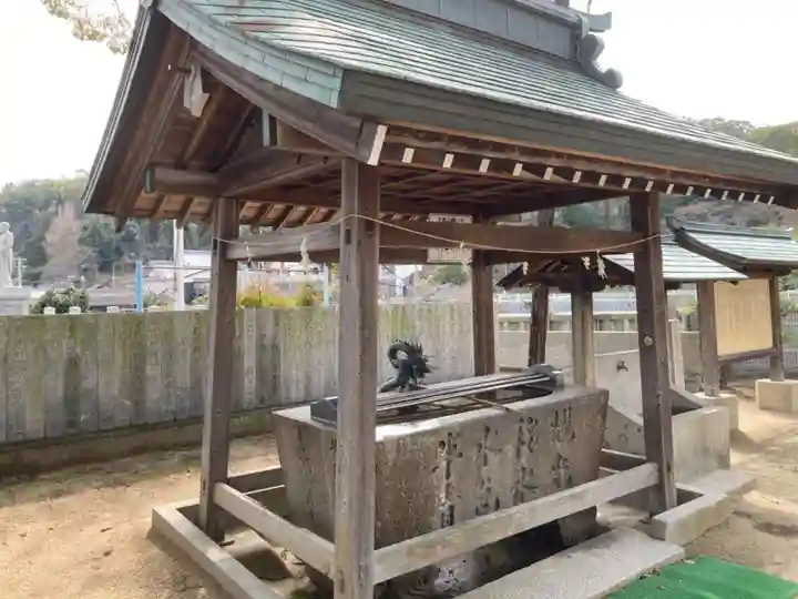 大浜八幡大神社の手水舎