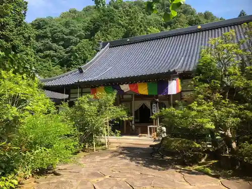 高照寺の本殿・本堂