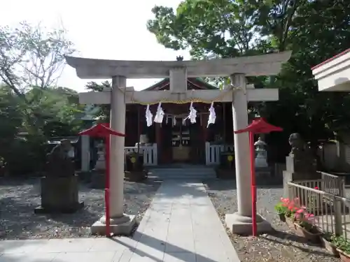 （芝生）浅間神社の鳥居