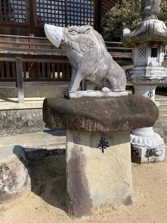 和氣神社(和気神社)の狛犬