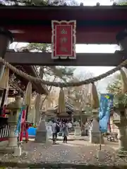 新屋山神社の鳥居