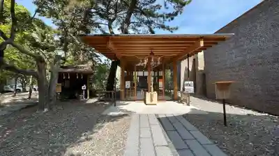 鳥飼八幡宮の{uncategorized: "未分類", other: "その他", undefined: "問題あり", building: "その他建物", grave: "お墓", sacred_gate: "鳥居", guardian: "狛犬", statue: "像", buddha: "仏像", history: "歴史", nature: "自然", garden: "庭園", animal: "動物", pagoda: "塔", temizu: "手水舎", mountain_gate: "山門・神門", sanctuary: "本殿・本堂", subordinate: "末社・摂社", art: "芸術", scenery: "景色", jizo: "地蔵", ema: "絵馬", goshuin: "御朱印", omikuji: "おみくじ", items: "授与品その他", amulet: "お守り", goshuincho: "御朱印帳", eats: "食事", festival: "お祭り", votive_dance: "神楽", shichigosan: "七五三参", wedding: "結婚式", experience: "体験その他", initially: "初詣", around: "周辺", anti_infection: "感染症対策"}
