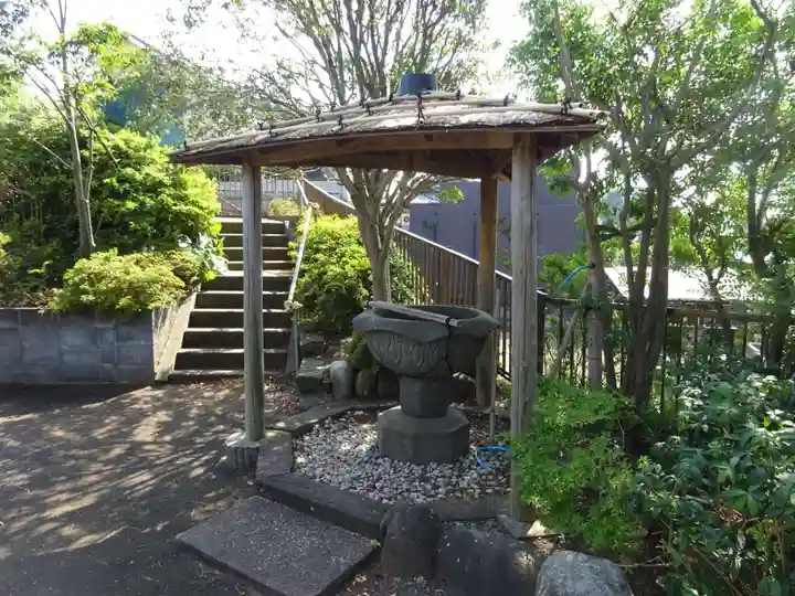 福王寺の手水舎