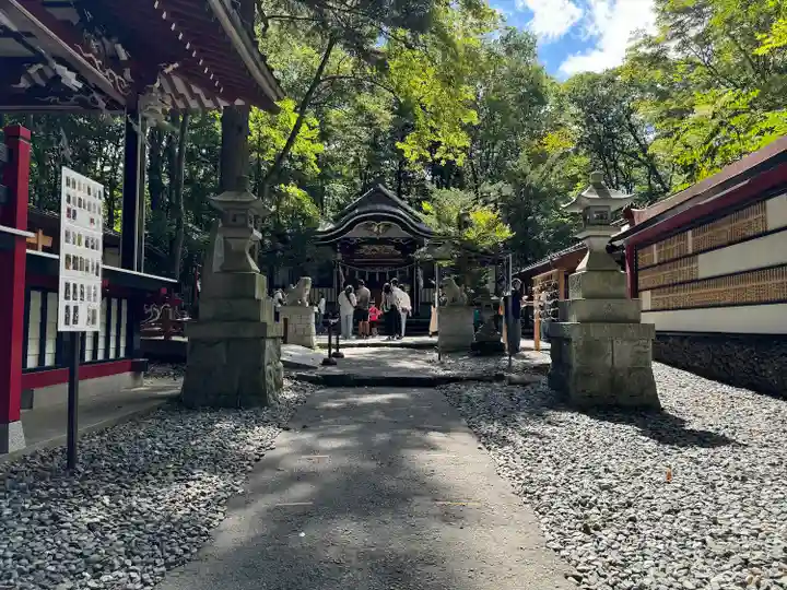 新屋山神社(山梨県)