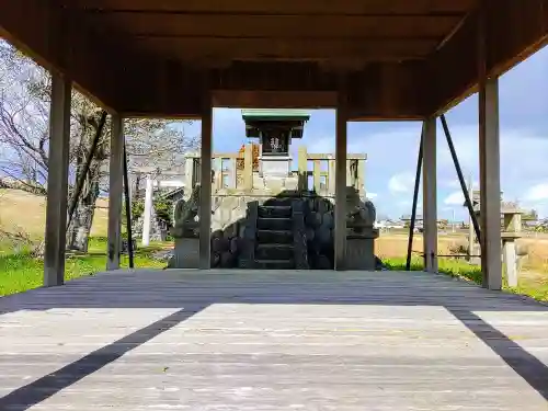 白髭社の本殿・本堂