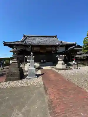 立岩寺の本殿・本堂