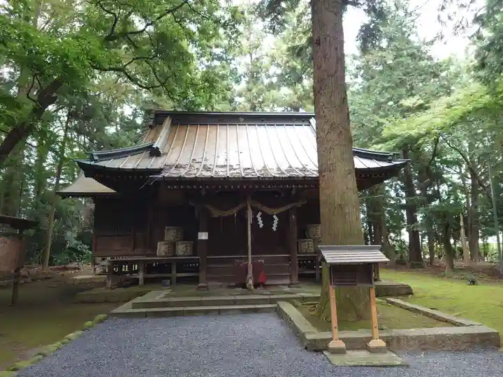 生品神社の本殿・本堂