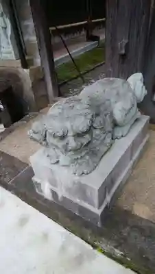 月照寺の狛犬