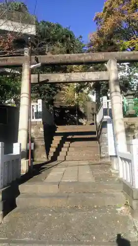 （芝生）浅間神社の鳥居