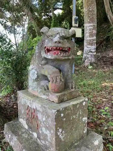 白山神社の狛犬