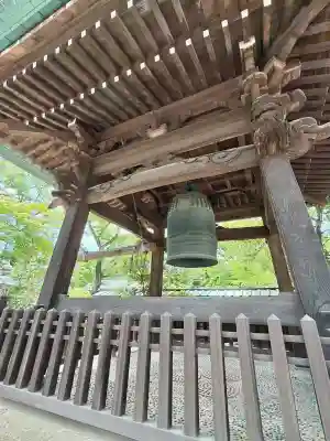 深大寺の{uncategorized: "未分類", other: "その他", undefined: "問題あり", building: "その他建物", grave: "お墓", sacred_gate: "鳥居", guardian: "狛犬", statue: "像", buddha: "仏像", history: "歴史", nature: "自然", garden: "庭園", animal: "動物", pagoda: "塔", temizu: "手水舎", mountain_gate: "山門・神門", sanctuary: "本殿・本堂", subordinate: "末社・摂社", art: "芸術", scenery: "景色", jizo: "地蔵", ema: "絵馬", goshuin: "御朱印", omikuji: "おみくじ", items: "授与品その他", amulet: "お守り", goshuincho: "御朱印帳", eats: "食事", festival: "お祭り", votive_dance: "神楽", shichigosan: "七五三参", wedding: "結婚式", experience: "体験その他", initially: "初詣", around: "周辺", anti_infection: "感染症対策"}