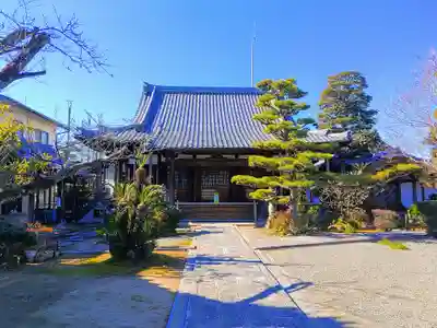 徳法寺の本殿・本堂