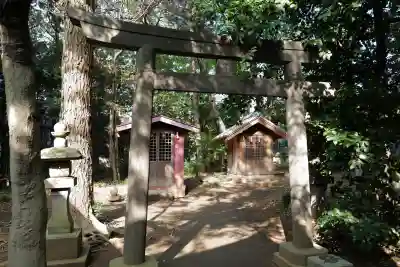 土支田八幡宮の{uncategorized: "未分類", other: "その他", undefined: "問題あり", building: "その他建物", grave: "お墓", sacred_gate: "鳥居", guardian: "狛犬", statue: "像", buddha: "仏像", history: "歴史", nature: "自然", garden: "庭園", animal: "動物", pagoda: "塔", temizu: "手水舎", mountain_gate: "山門・神門", sanctuary: "本殿・本堂", subordinate: "末社・摂社", art: "芸術", scenery: "景色", jizo: "地蔵", ema: "絵馬", goshuin: "御朱印", omikuji: "おみくじ", items: "授与品その他", amulet: "お守り", goshuincho: "御朱印帳", eats: "食事", festival: "お祭り", votive_dance: "神楽", shichigosan: "七五三参", wedding: "結婚式", experience: "体験その他", initially: "初詣", around: "周辺", anti_infection: "感染症対策"}