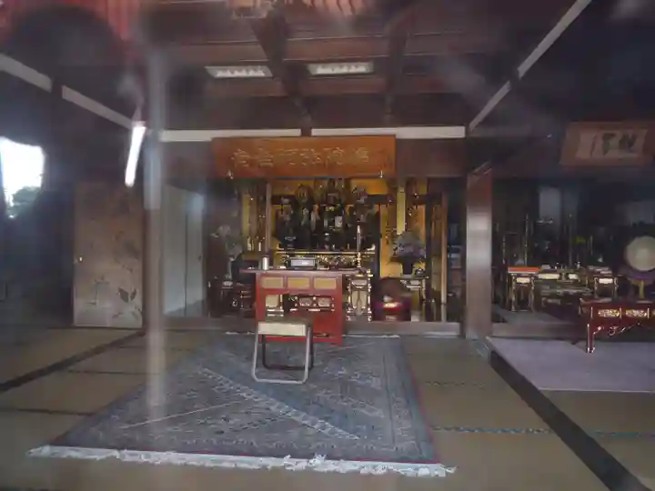 泉福寺の本殿・本堂