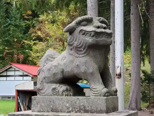 喜茂別神社の狛犬