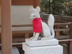 福徳神社（芽吹稲荷）の狛犬