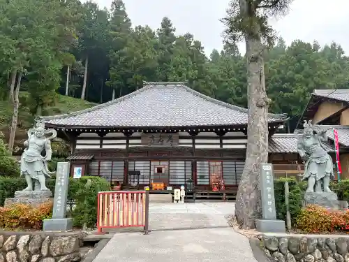 常泉寺の本殿