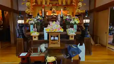 三澤寺の本殿・本堂