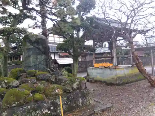聞法寺(福井県)