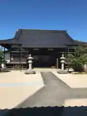 久成寺の本殿